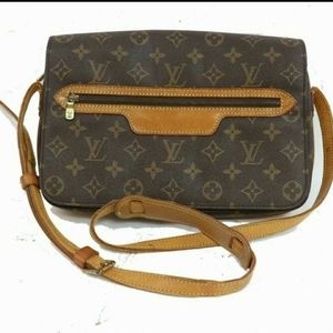 AUTHENTIC LOUIS VUITTON ST. GERMAIN CROSSBODY BAG